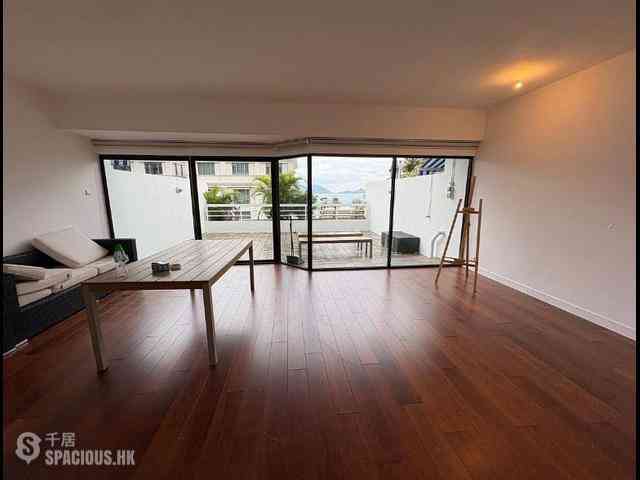 Repulse Bay - Burnside Estate 02
