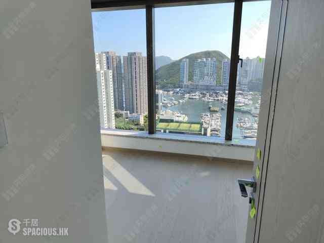 Wong Chuk Hang - The Southside Phase 3B Blue Coast 06
