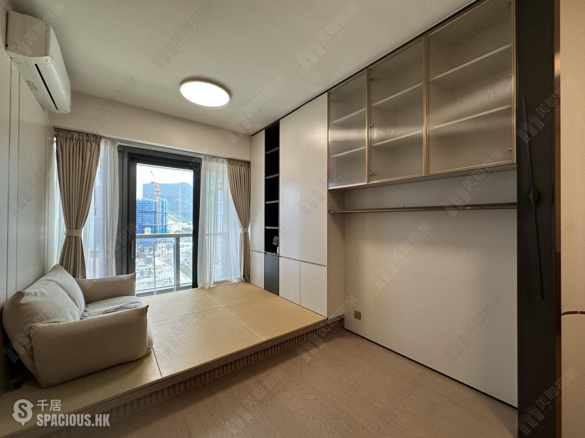 Wong Chuk Hang - The Southside Phase 2 La Marina 01
