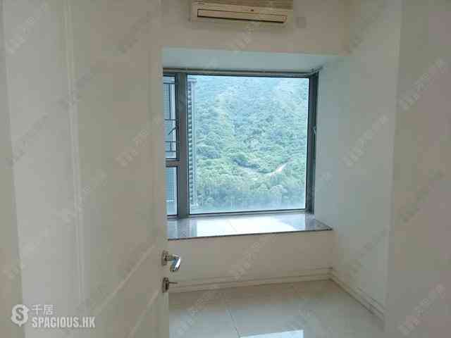 Tung Chung - Caribbean Coast Phase 2 Albany Cove Tower 6 02