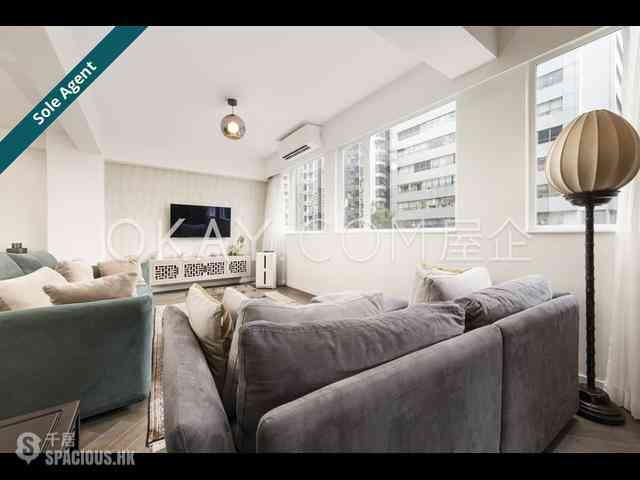 Wan Chai - Hennessy Building 04