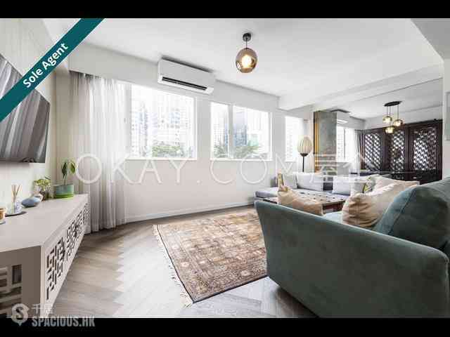 Wan Chai - Hennessy Building 07