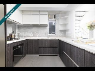 Wan Chai - Hennessy Building 08