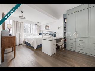 Wan Chai - Hennessy Building 09