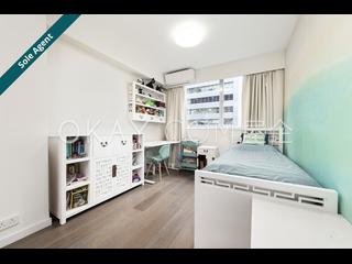Wan Chai - Hennessy Building 12