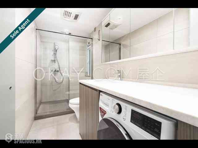 Wan Chai - Hennessy Building 14