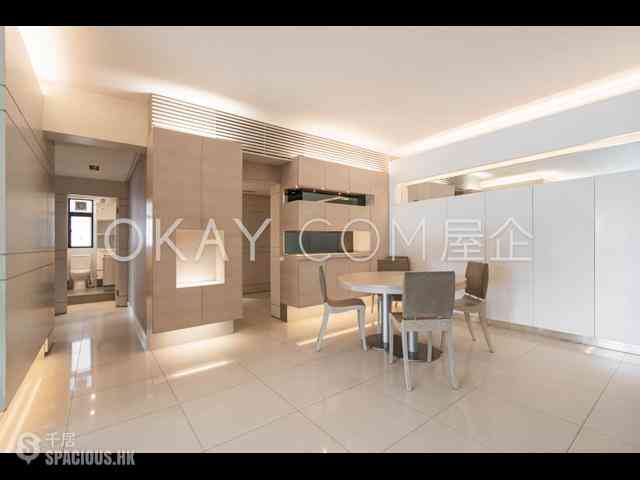 Mid Levels Central - Wealthy Heights 05
