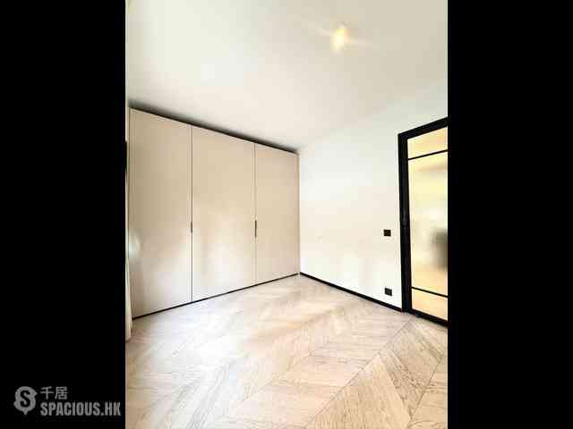 Fortress Hill - Sea Breeze Court 06