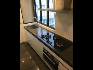 Mid Levels Central - Winsome Park 10