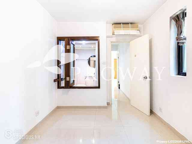 Mid Levels West - Wilton Place 06