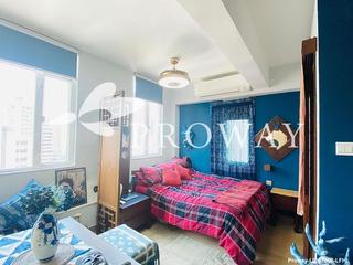 Wan Chai - Bowrington Building 06