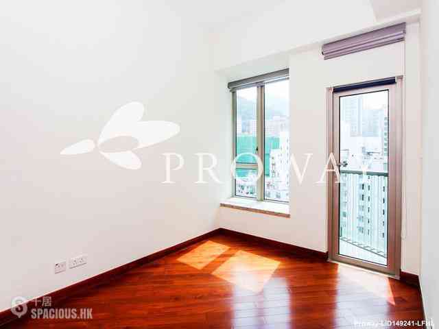 Wan Chai - The Avenue 06