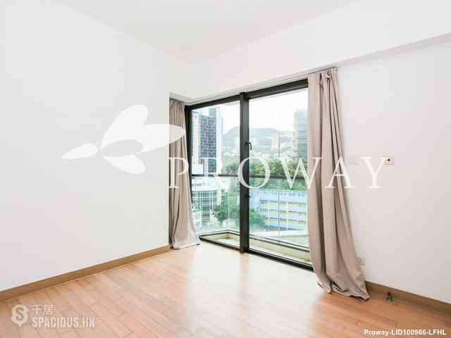 Wan Chai - The Oakhill 06