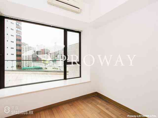 Wan Chai - The Oakhill 08