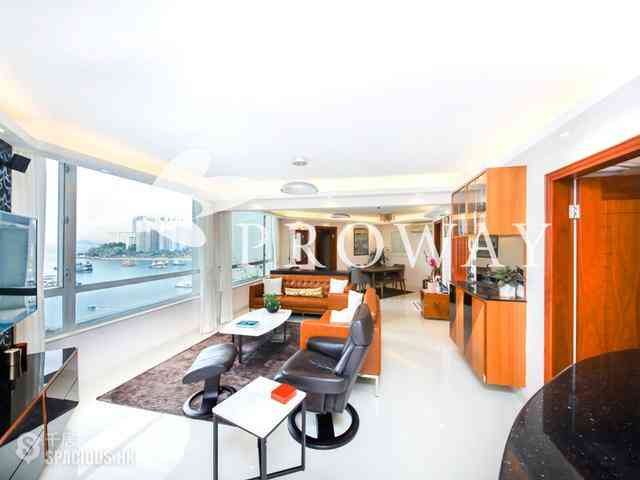 Ap Lei Chau - South Horizons Phase 2 Yee Ngar Court (Block 9) 01