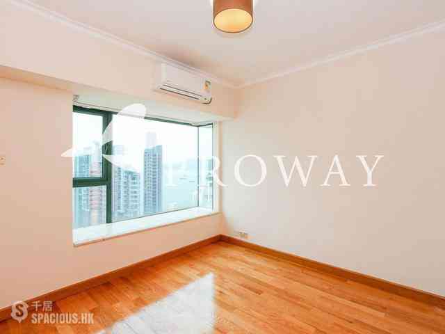 Kennedy Town - University Heights 05