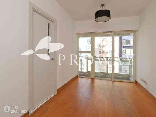 Soho - Centrestage 01
