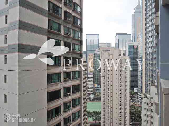 Wan Chai - The Avenue 02