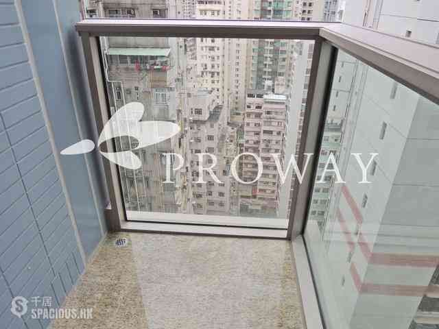 Wan Chai - The Avenue 03
