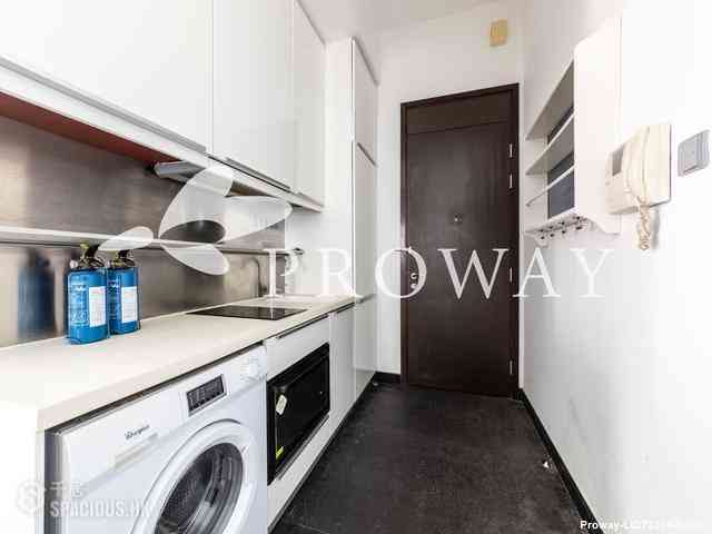 Wan Chai - J Residence 08