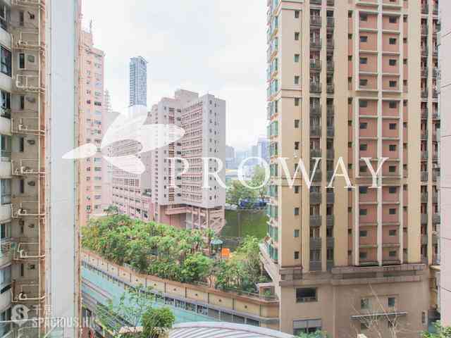 Wan Chai - The Zenith 02
