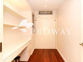 Sheung Wan - Sze Yap Building 05
