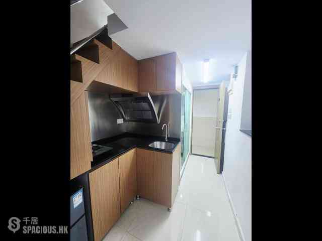 Kennedy Town - Tai Tak Mansion 02