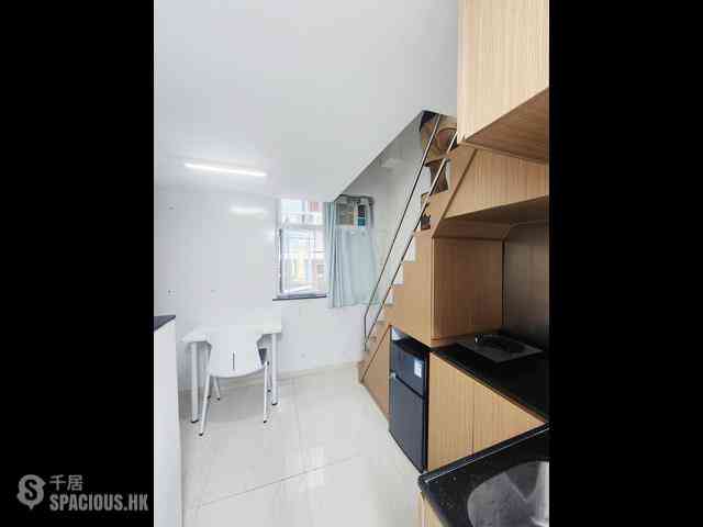 Kennedy Town - Tai Tak Mansion 03
