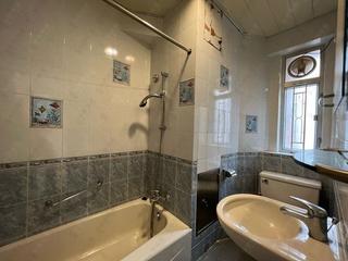 Mid Levels Central - Jing Tai Garden Mansion 07