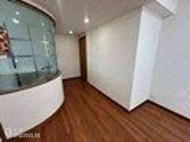 Mid Levels West - Realty Gardens London Court (Block 1) London Court 02