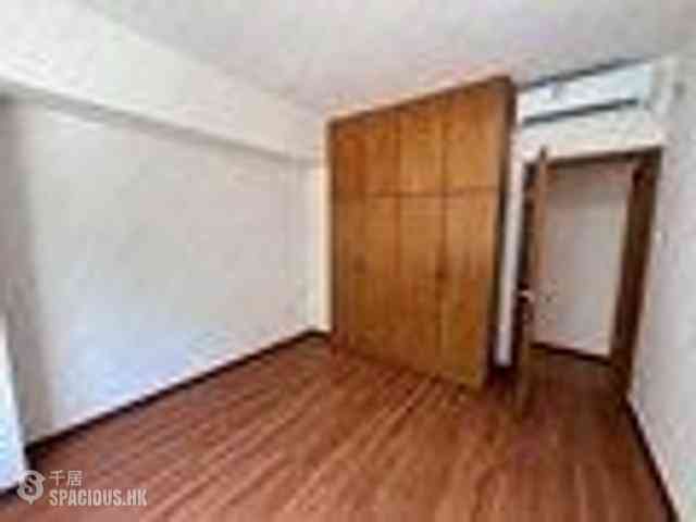 Mid Levels West - Realty Gardens London Court (Block 1) London Court 05