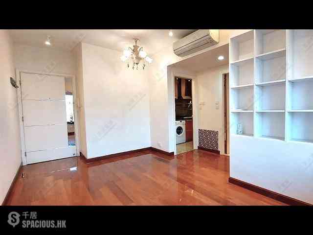 West Kowloon - The Arch Moon Tower (Block 2A) 04