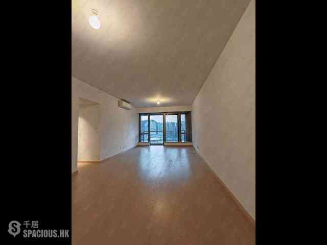 Wong Chuk Hang - The Southside Phase 2 La Marina Tower 1B 01
