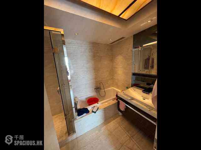 Wong Chuk Hang - Marinella Block 8 14