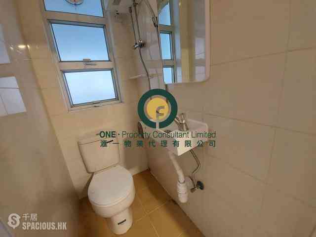 Sai Ying Pun - 33, Bonham Road 03