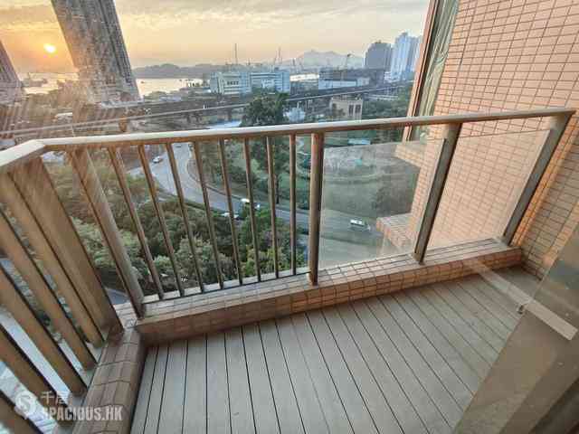 大角咀 - 君滙港 04