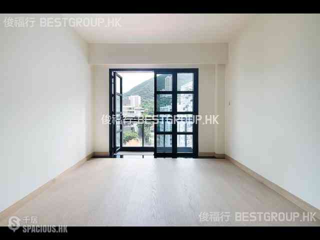 Happy Valley - The Aster (Resiglow) 03
