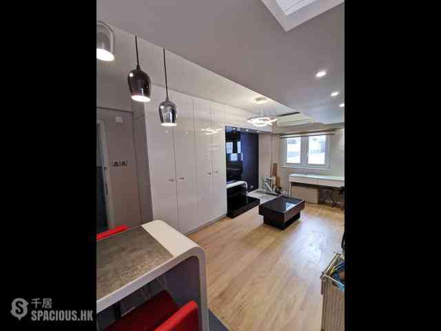 Sai Ying Pun - Hang Sing Mansion 03