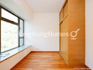 Pok Fu Lam - Villas Sorrento 07