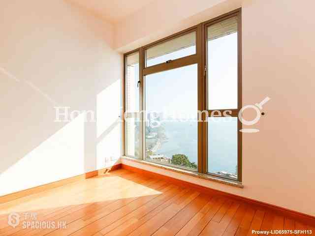 Pok Fu Lam - Villas Sorrento 09