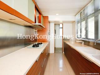 Pok Fu Lam - Villas Sorrento 11