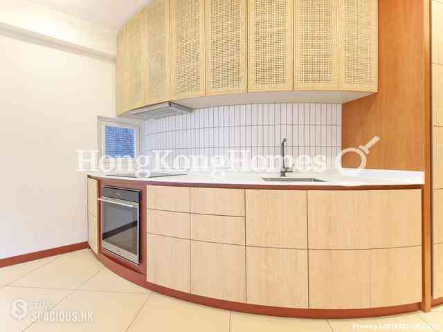 Happy Valley - Rockwin Court 06