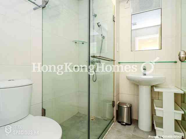 Tai Hang - Swiss Towers 09