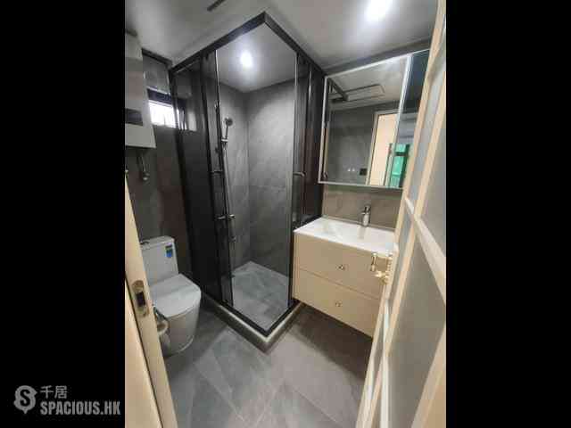 Mid Levels Central - Merry Court 10