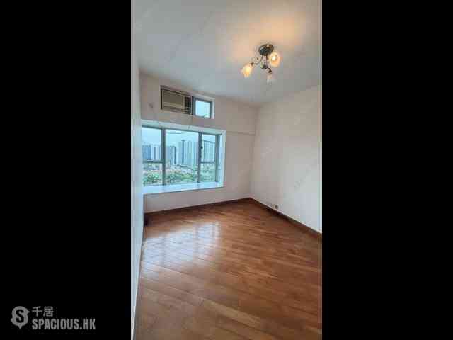 Tung Chung - Coastal Skyline Phase 4 Le Bleu Deux Block 6 05