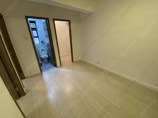 Wan Chai - Chin Hung Building 04