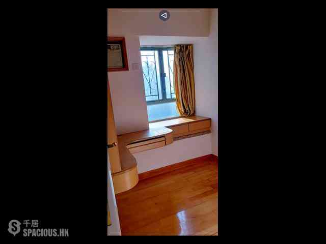 Sheung Wan - Queen's Terrace Block 1 05