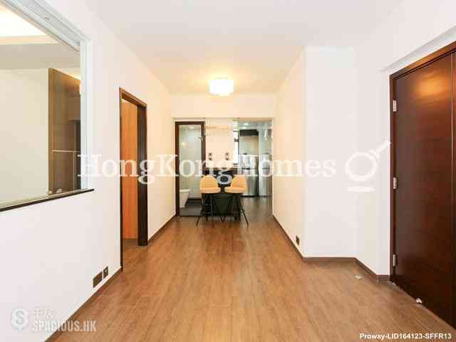 Mid Levels Central - Maxluck Court 01