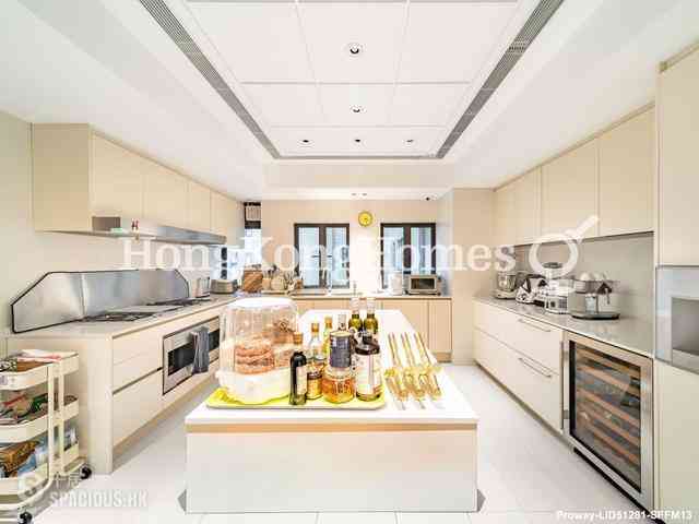 Mid Levels Central - Grenville House 11