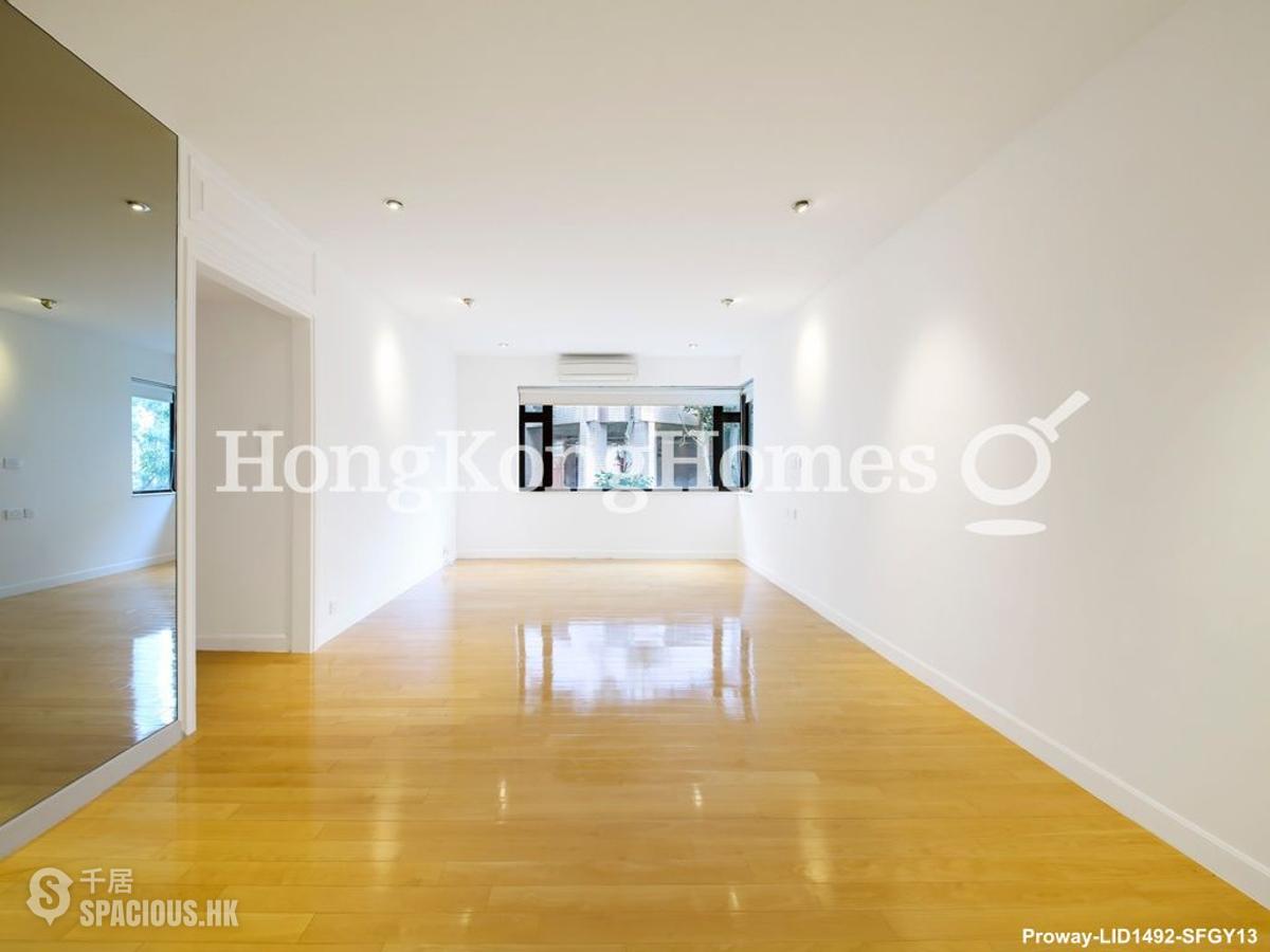 Mid Levels Central - Kam Fai Mansion 01